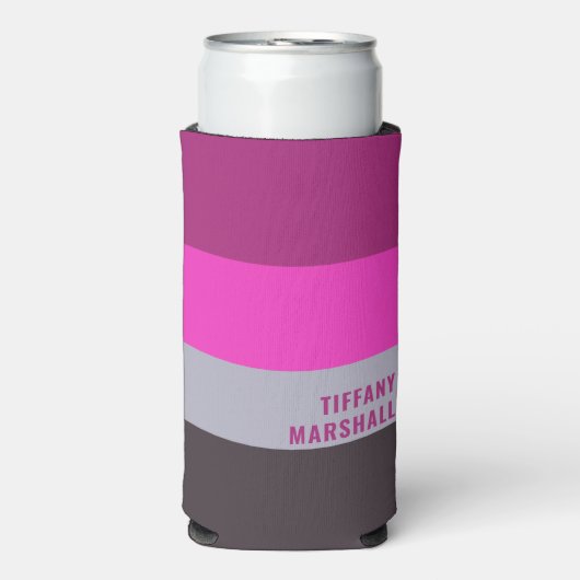 ピンク色のグレーと濃くミュートされた紫のストライプ色パターン スリム缶クーラー (Seltzer正面)