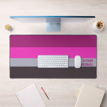 ピンク色のグレーと濃くミュートされた紫のストライプ色パターン