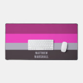 ピンク色のグレーと濃くミュートされた紫のストライプ色パターン デスクマット (キーボード&マウス)