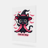 ピンク色のゴシック風の子猫 – 甘いがビーウィッチオーバーズ アクリルサイン (傾斜)