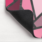 ピンク色のステンドグラス模様の色合い マウスパッド (コーナー)