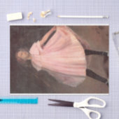 ピンク色のドレスを着た少女ダンサー 薄葉紙 (クラフト)