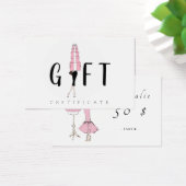 ピンク色のドレスを着てマネキンのドレスを着た少女 (デスク)