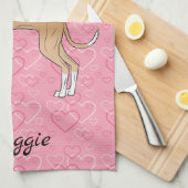 ピンク色のハートでイタリアンのFawnとWhite Greyhound キッチンタオル (四つ折り)