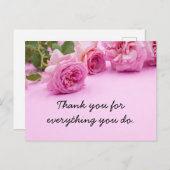 ピンク色のバラがピンク色の背感謝してい景にある ポストカード (正面/裏面)