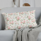 ピンク色のバラの名前の上で美しい アクセントクッション