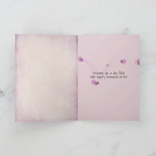 ピンク色のバルーンを持つ孫娘の誕生日 カード (内部)