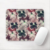 ピンク色のバーガンディーの水色の花 マウスパッド (マウス)