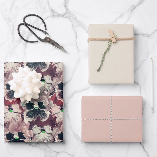 ピンク色のバーガンディーの水色の花 ラッピングペーパーシート (正面)