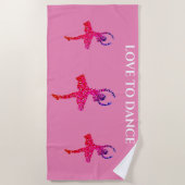 ピンク色のビーチタオルが大好き。 ビーチタオル (正面)