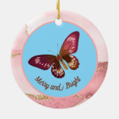 ピンク色のピーチバタフライメリーオンブルースカイ セラミックオーナメント (裏面)