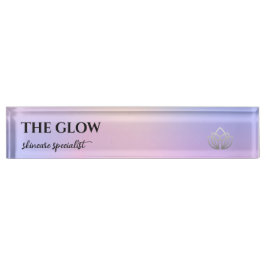 ピンク色のホログラフィック虹色エステティシャン デスクネームプレート