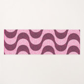 ピンク色のポルトガルの敷石の舗装波 ヨガマット (正面(横))