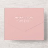 ピンク色の写真金ゴールドアンパサンド&QRコー結婚ド オールインワン招待状 (裏面)