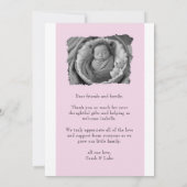 ピンク色の出生告知カード（写真） 招待状 (裏面)