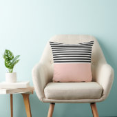 ピンク色の塩(白黒ストライプ) クッション (椅子)