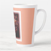 ピンク色の宇宙花 カフェラテマグ (右)