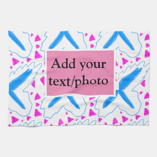 ピンク色の水の色のパターンを追加の名前文字カスタム キッチンタオル (横)