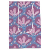 ピンク色の水色の花 ミディアムペーパーバッグ (裏面)