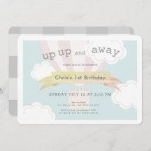 ピンク色の熱気球が上がり遠くに1歳の誕生日