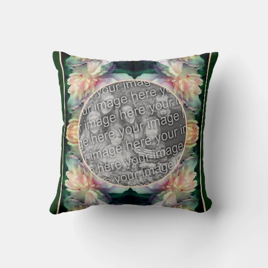 ピンク色の牡丹の花を増やしてあなたの写真を追加 クッション (裏面)