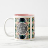 ピンク色の牡丹の花を増やしてあなたの写真を追加 ツートーンマグカップ (左)