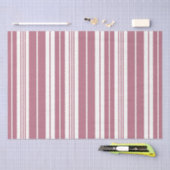 ピンク色の白い垂直ストライプ文字パターン 薄葉紙 (クラフト)
