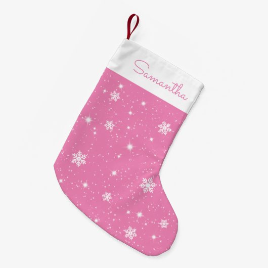 ピンク色の白い雪の結晶の名前のパターン スモールクリスマスストッキング (正面 (吊り時))