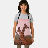 ピンク色の空を持つキリン エプロン (インサイチュ)