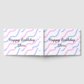 ピンク色の紫ストライプのハッピーバースデー名の追加文字 ゲストブック (全面)