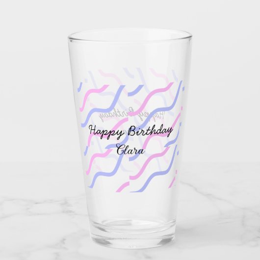 ピンク色の紫ストライプのハッピーバースデー名の追加文字 タンブラーグラス (正面)