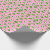 ピンク色の緑のカエル ラッピングペーパー (角)