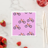 ピンク色の自転車パターン スタンダードカクテルナプキン (インサイチュ)
