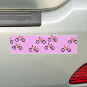 ピンク色の自転車 バンパーステッカー (車上)
