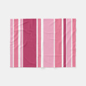 ピンク色の色ストライプ色 フリースブランケット (正面(横))