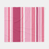 ピンク色の色ストライプ色 フリースブランケット (正面(横))