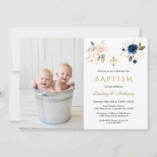 ピンク色の花が双子を横切る写真バプテスマ 招待状 (正面)