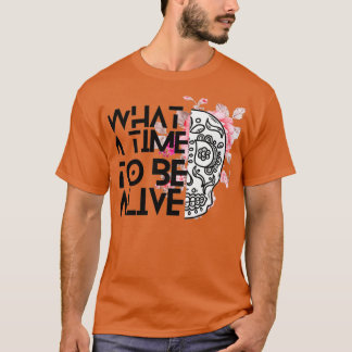 ピンク色の花とスカルアートが生きる時間 Tシャツ