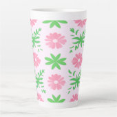 ピンク色の花と緑の離れ花の継ぎ目のないパターン カフェラテマグ (正面)