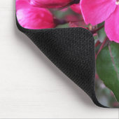 ピンク色の花のクラベリン マウスパッド (コーナー)