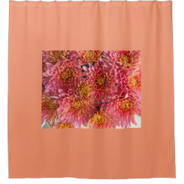 ピンク色の花のシャワー シャワーカーテン