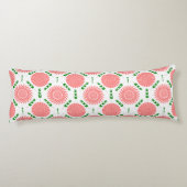 ピンク色の花の模様 ボディピロー (裏面)