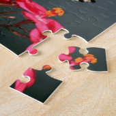 ピンク色の花の白い黒と黄色の蝶 ジグソーパズル (側面)