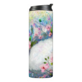 ピンク色の花を咲かせた白いペルシャの猫ネコの瞳 タンブラー (回転左)