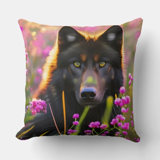 ピンク色の花を咲かせた黒い狼 クッション (正面)