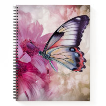 ピンク色の花を持つ夢のような蝶