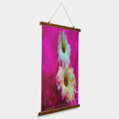 ピンク色の花 吊り下げ型タペストリー (傾斜あり)
