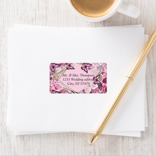 ピンク色の蝶と花 ラベル (インサイチュ)