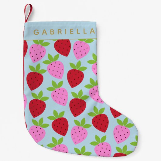 ピンク色の赤いブルーの可愛いイチゴパーソナライズされた スモールクリスマスストッキング (正面)