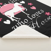 ピンク色の馬が大好きなバラ シェルパブランケット (3/4)